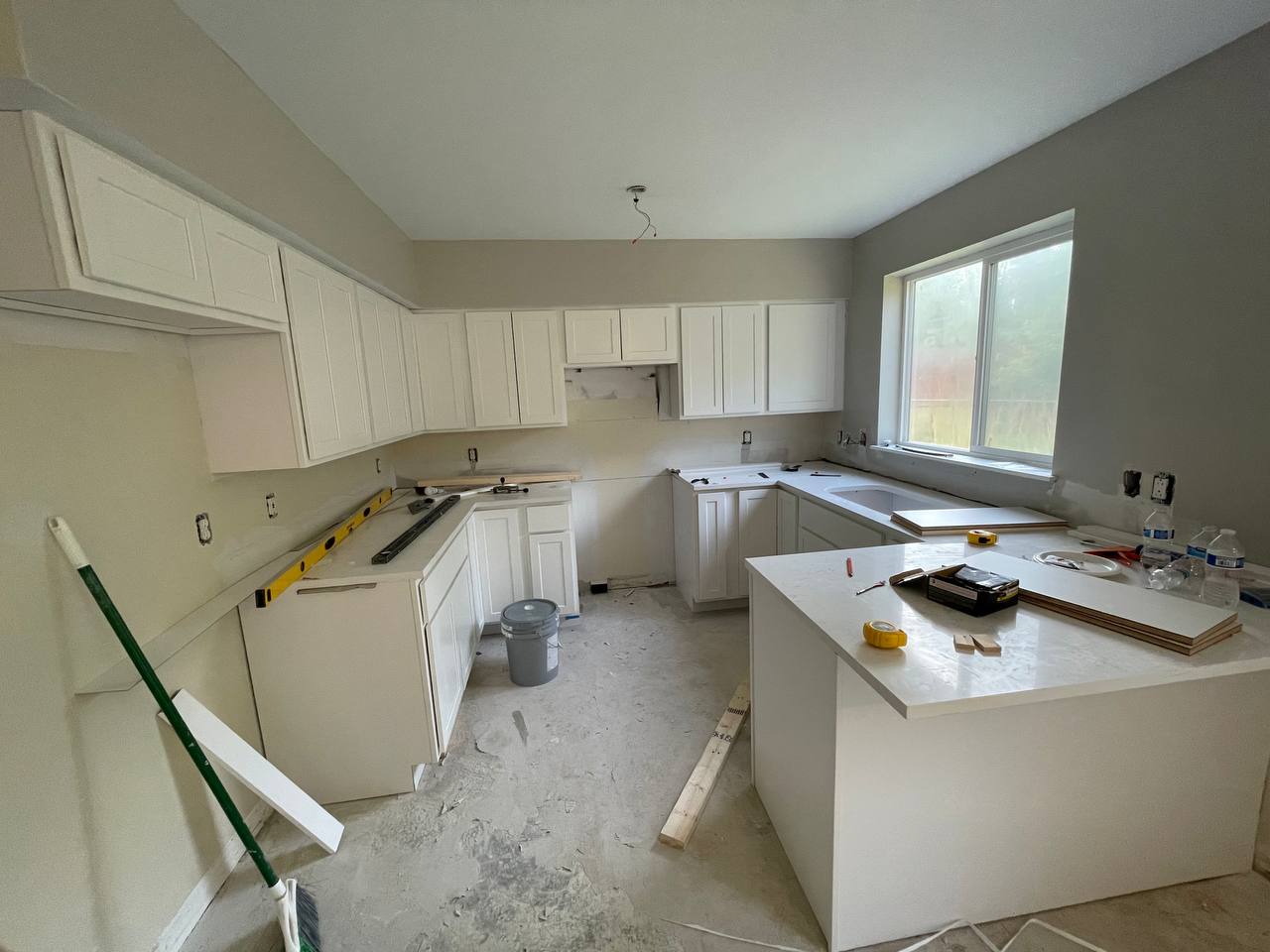 Kitchen Cabinet Installation